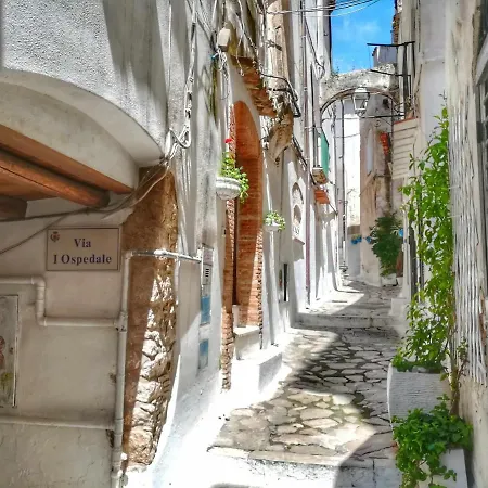 Casa Mimi Nel Centro Storico Di Сasa de vacaciones