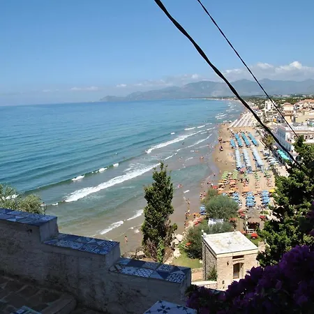 Holiday home Casa Mimi Nel Centro Storico Di
